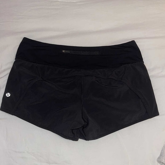 Lululemon Run Times - Picture 2 of 3